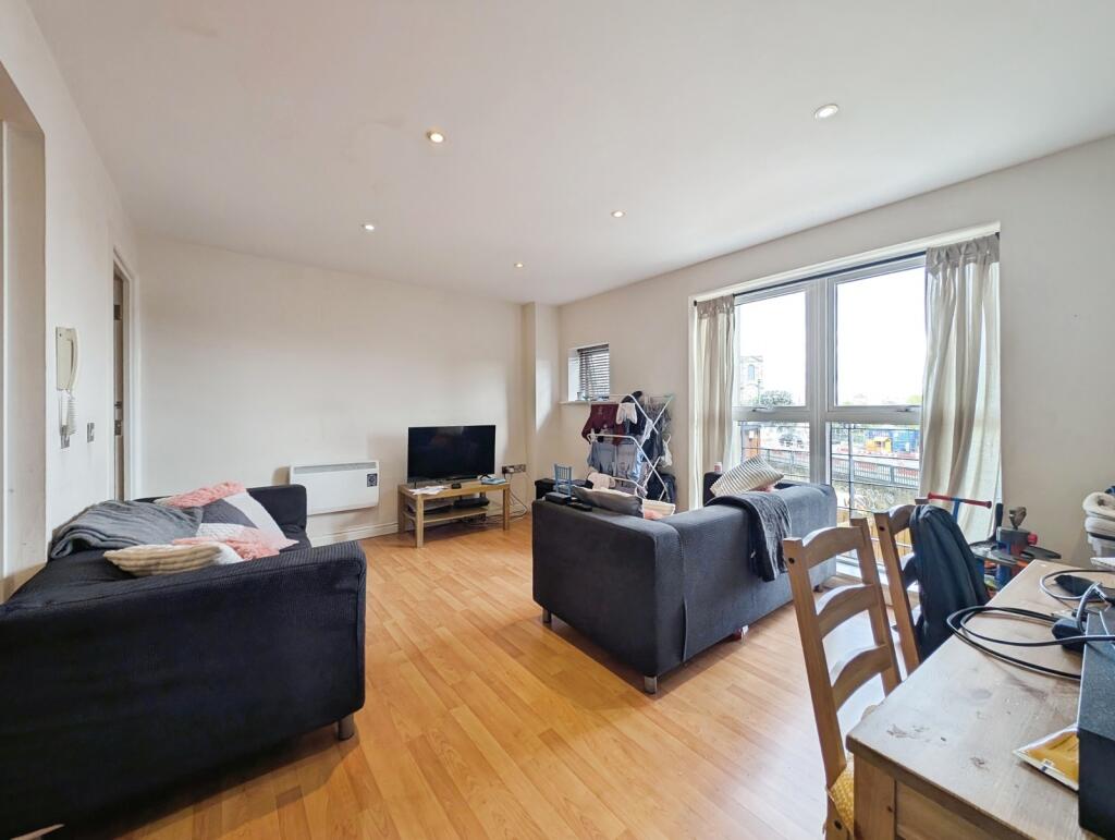 Apartment in Gateshead, North East - View 2
