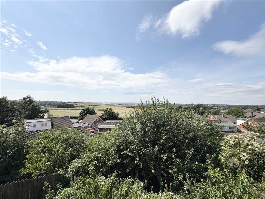 House in Ashfield, Kirkby-in-Ashfield, Annesley - View 2