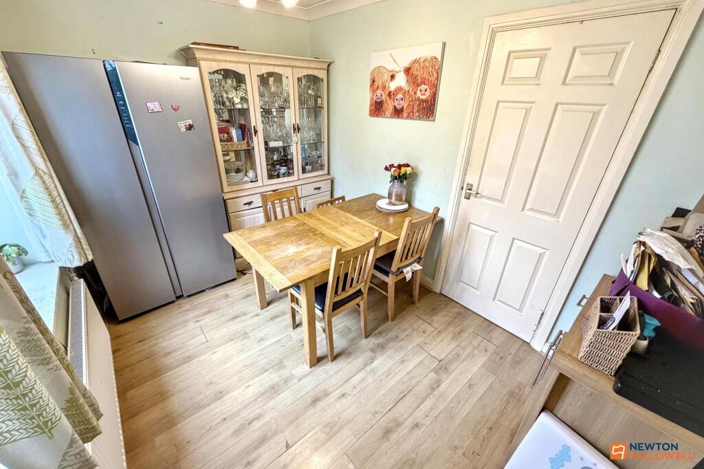 Wycliffe Grove, Werrington, Peterborough, PE4 photo 4