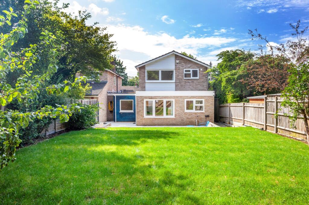 Main image of property: Longhurst Close, Caversham, RG4