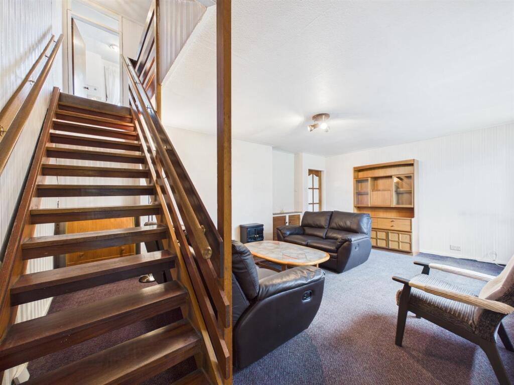 House in Perth - View 2