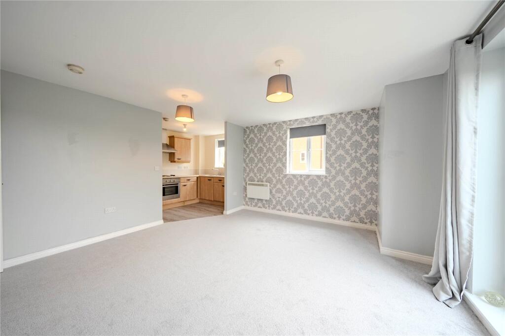 Apartment in Leeds, West Yorkshire - View 5
