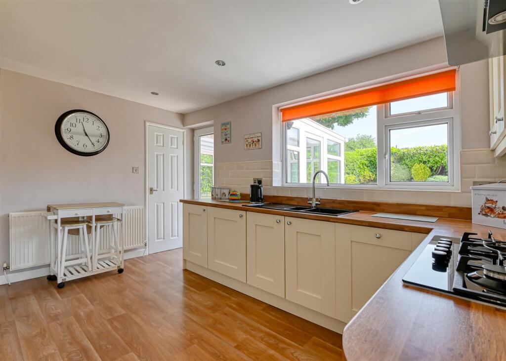 House in Worfield - View 4