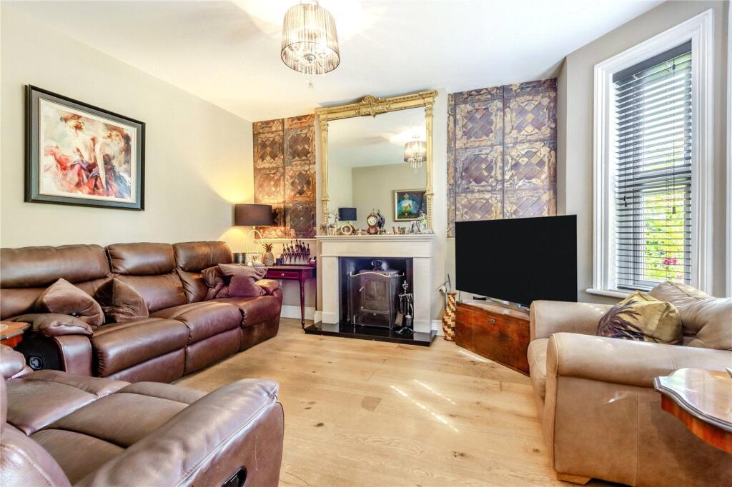 Ringwood Road, Bransgore, Christchurch, Dorset, BH23 photo 2