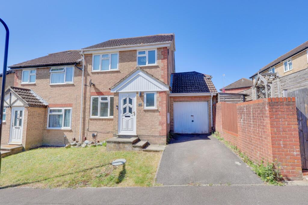 Main image of property: Bracklesham Close, Sholing