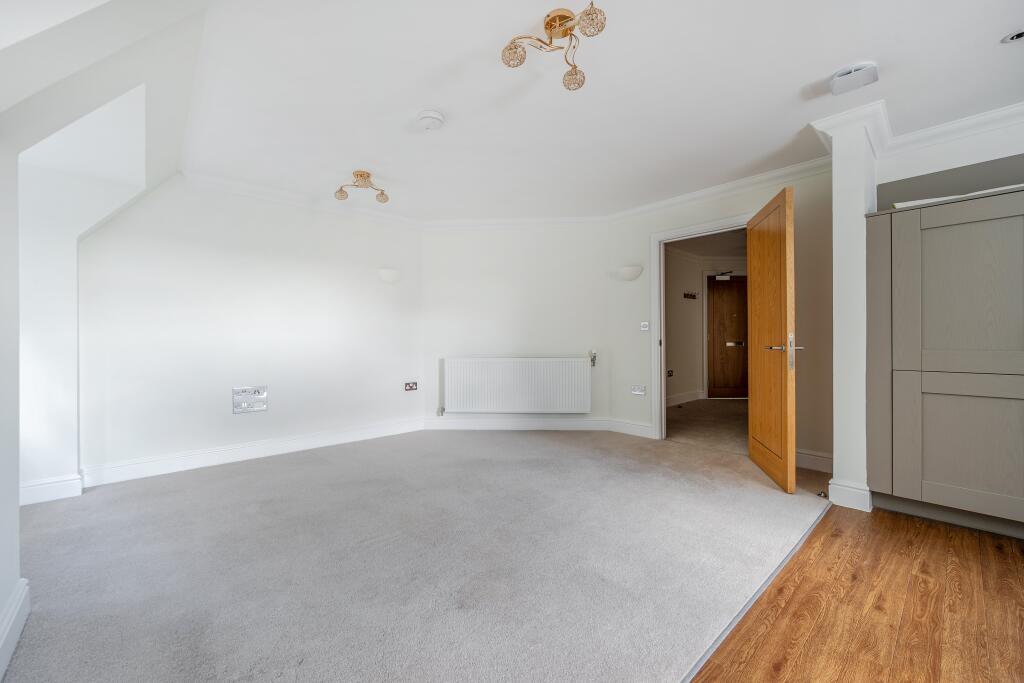 Elmbridge Manor, Village, Cranleigh, GU6 photo 4