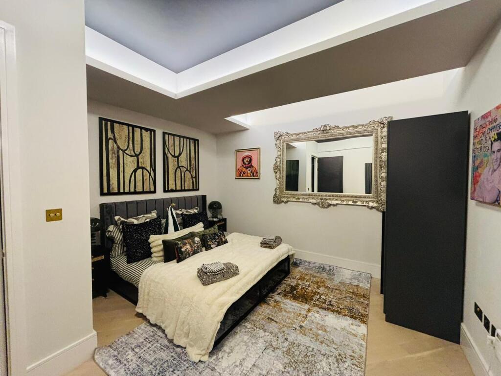 Apartment in London, Oakleigh Park, Whetstone - View 5