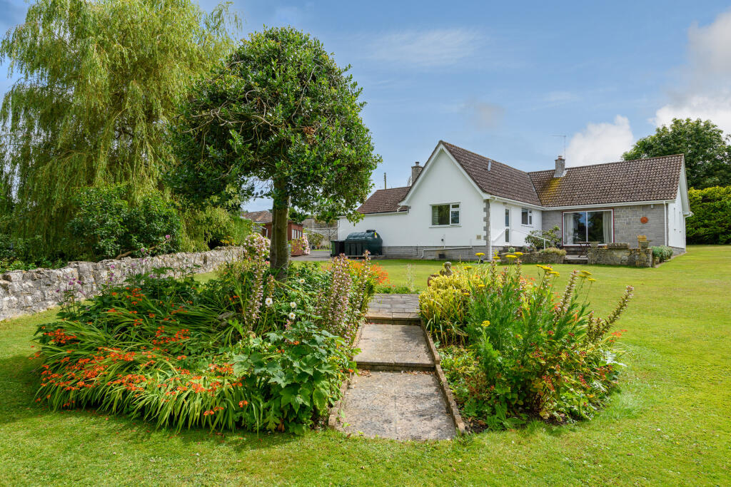 Main image of property: Broadway, Edington