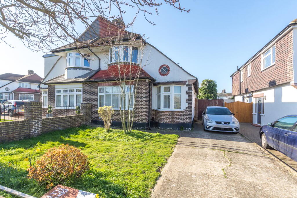 Main image of property: Frensham Road, London, SE9