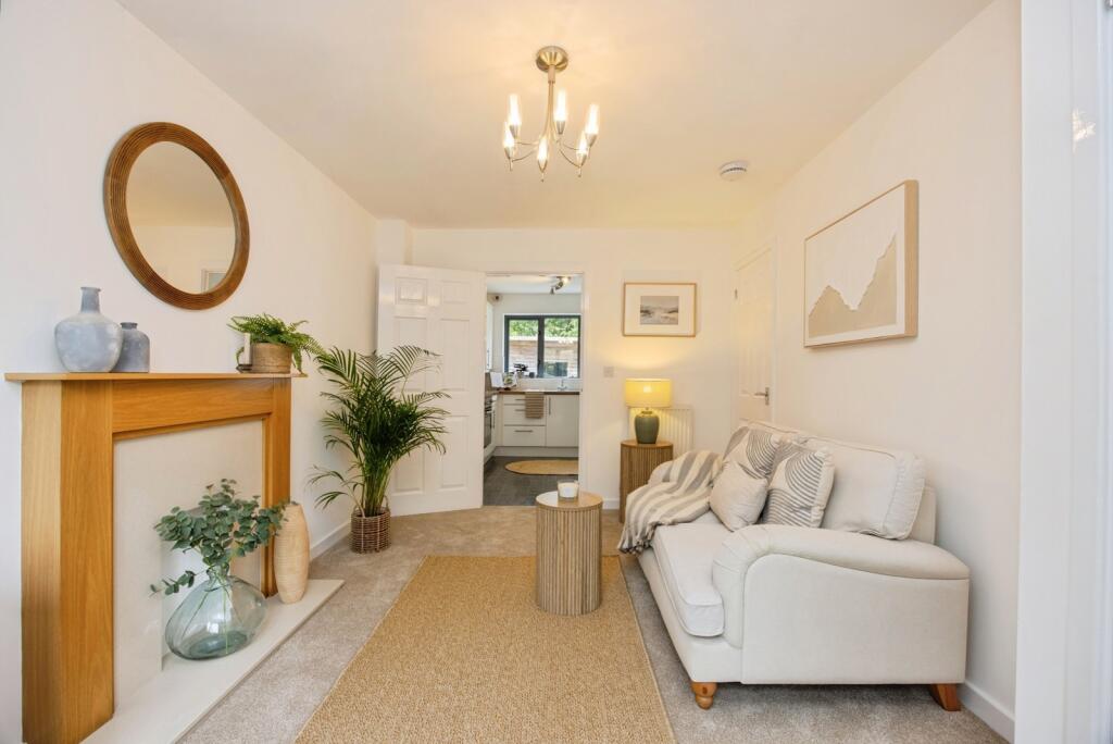 House in Plymouth - View 5