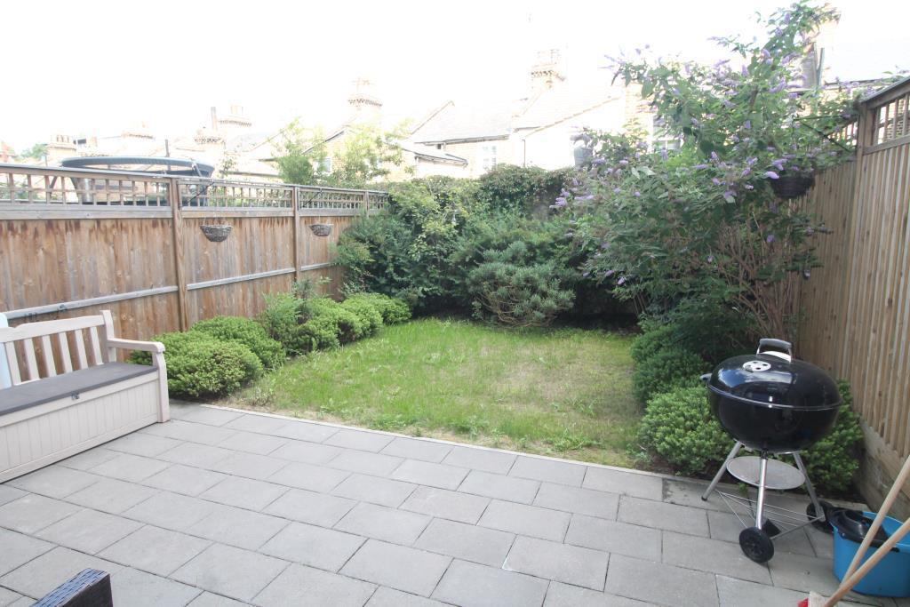3 bedroom ground floor maisonette for rent