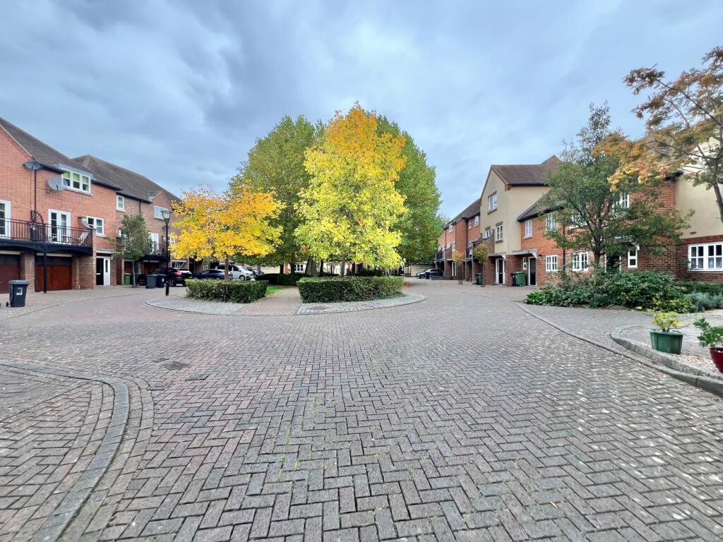 Main image of property: Regal Close, Abingdon-On-Thames, Oxfordshire, OX14