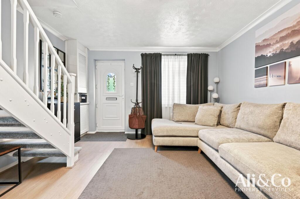 House in Thurrock, Essex - View 5