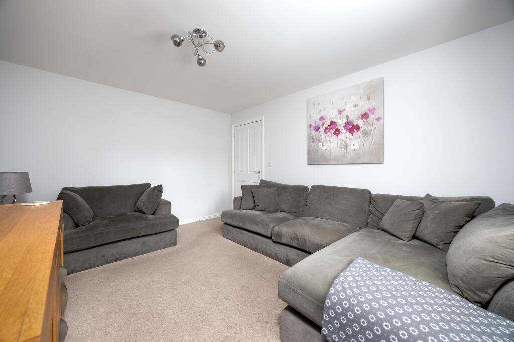 House in Castlemead, Trowbridge - View 4