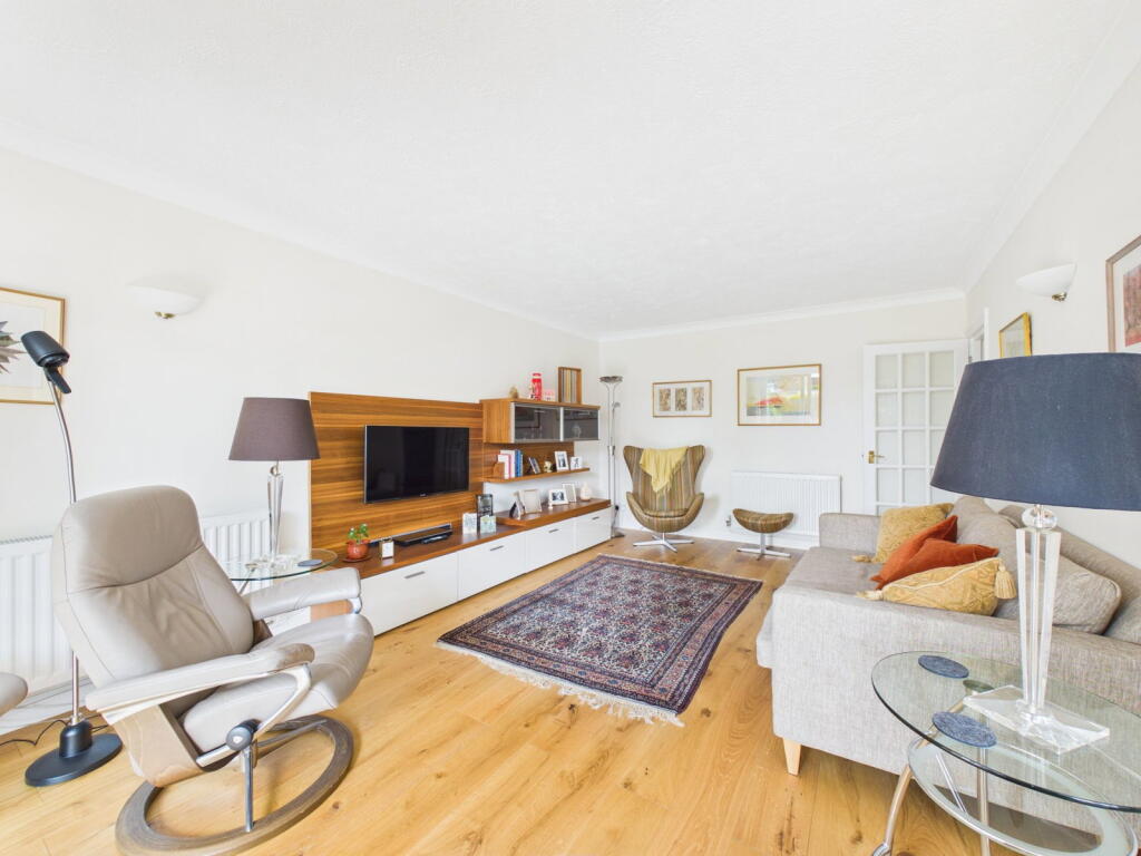 Apartment in Brighton - View 4