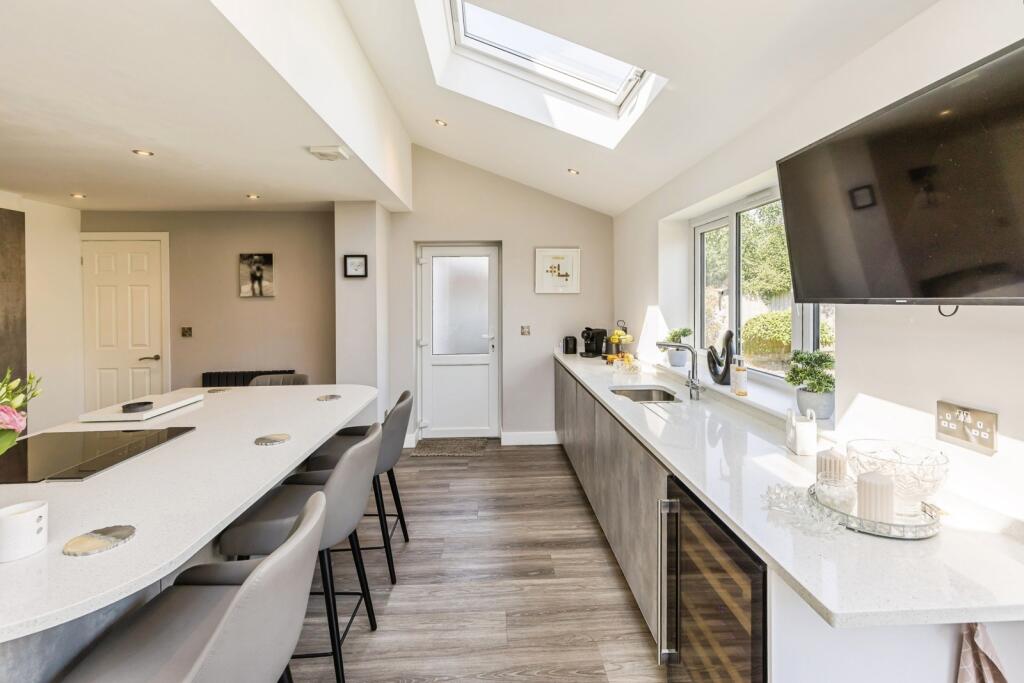 Dee Road, CHESTER, Cheshire, CH2 - View 6