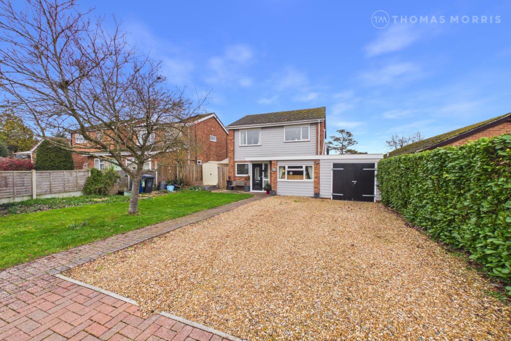 4-bed detached on Parsons Drive, Ellington, Huntingdon, Cambridgeshire, PE28, £400,000