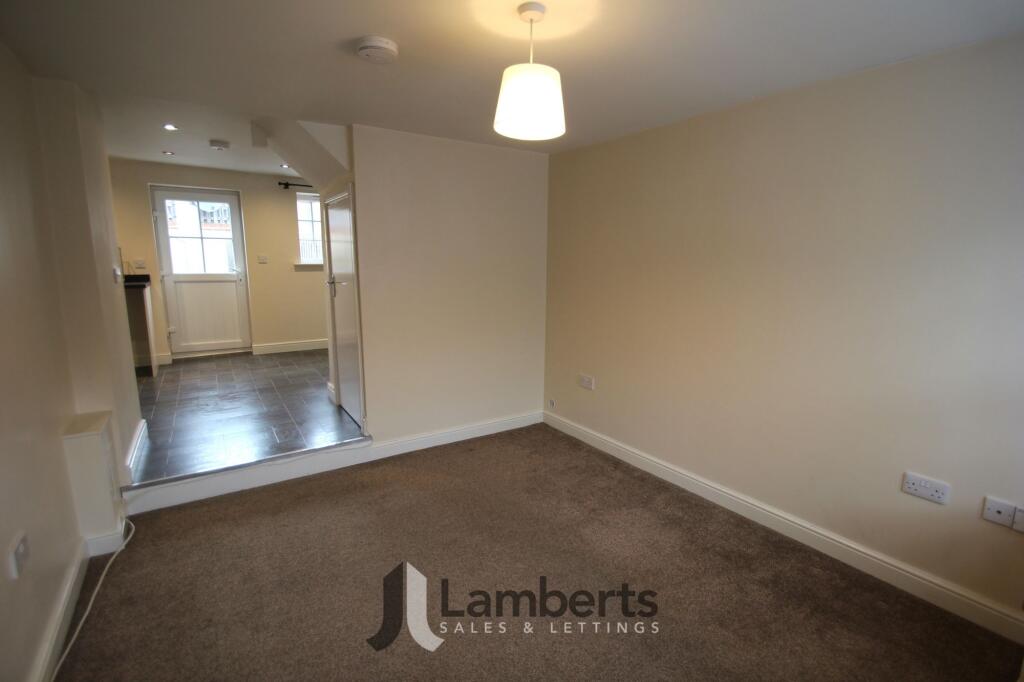 Additional image 3 of Marble Alley, Studley, B80