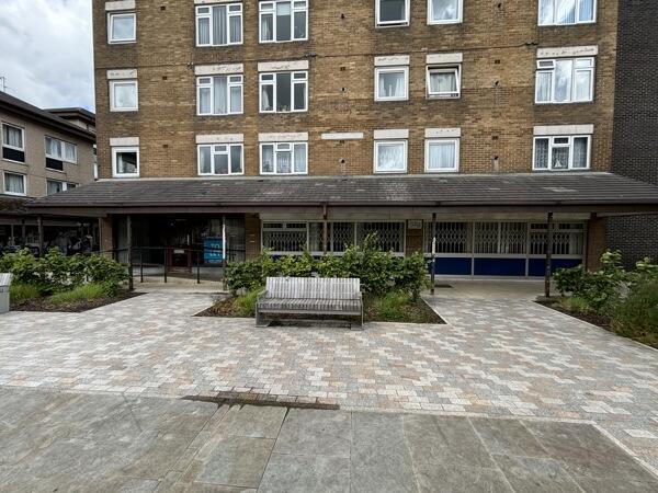 Photo 10