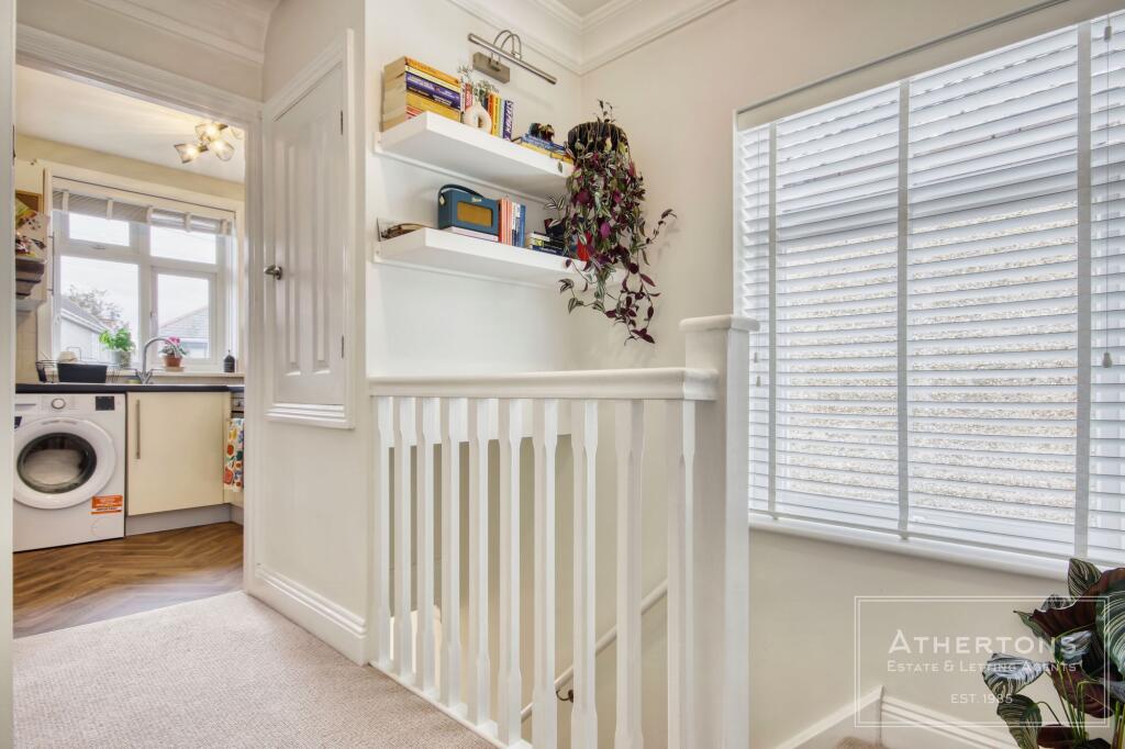 Apartment in Bournemouth - More