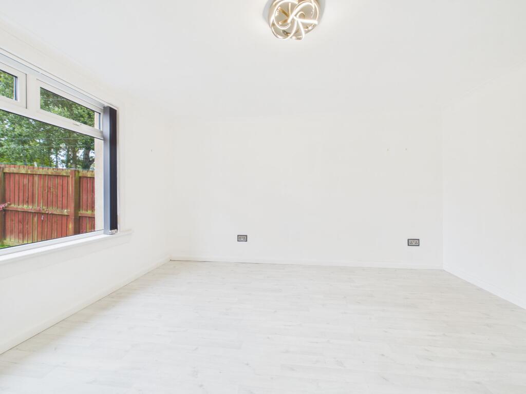 Apartment in Motherwell - View 4