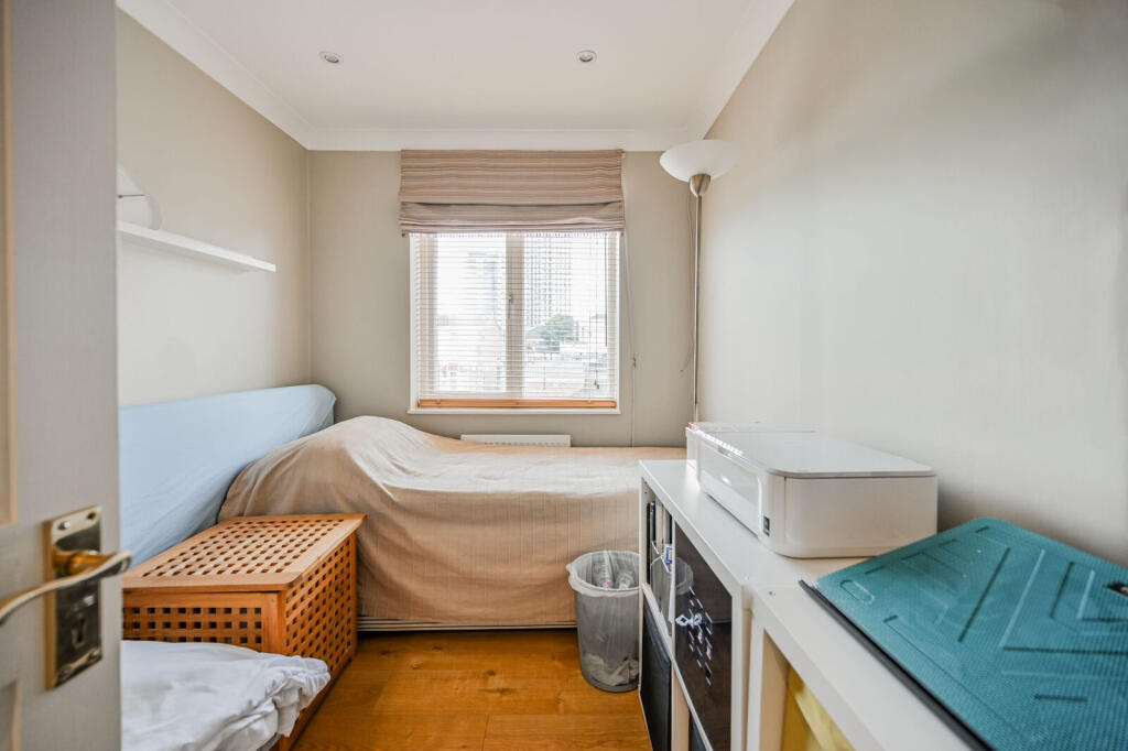 House in London - View 4