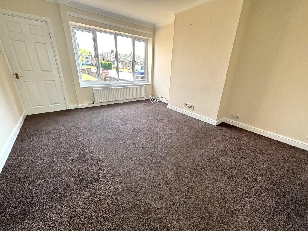 Pye Green Road, Cannock, Staffordshire, WS11 photo 4
