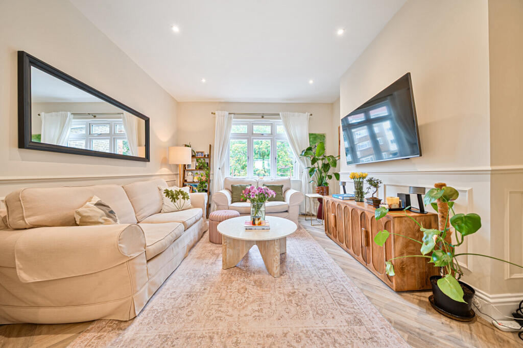 Apartment in London - View 4