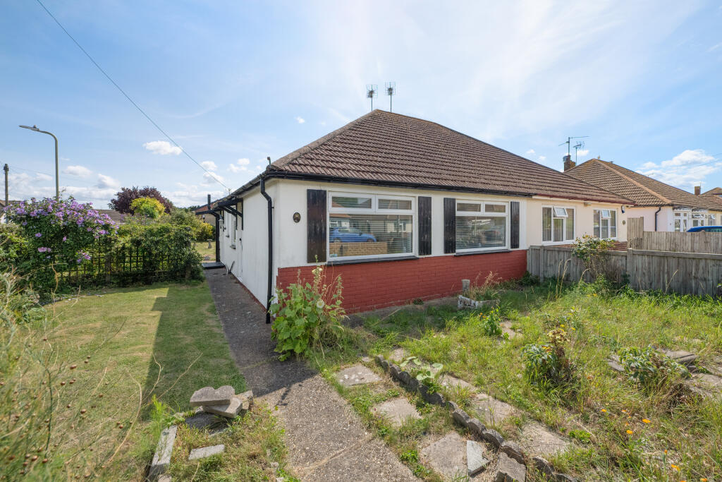 2-bed house on Woodman Avenue, Whitstable, £325,000