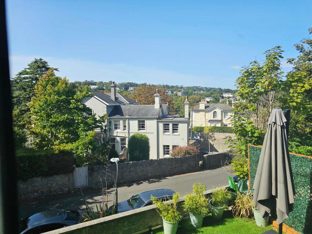 Apartment in Torquay - View 3