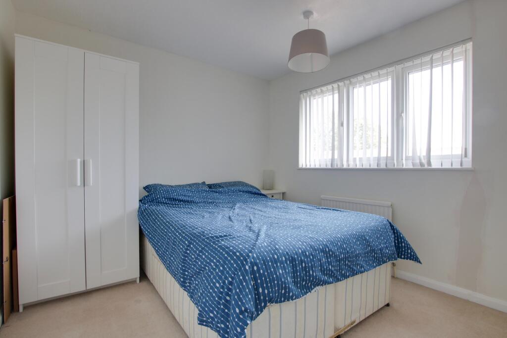House in Portsmouth - More
