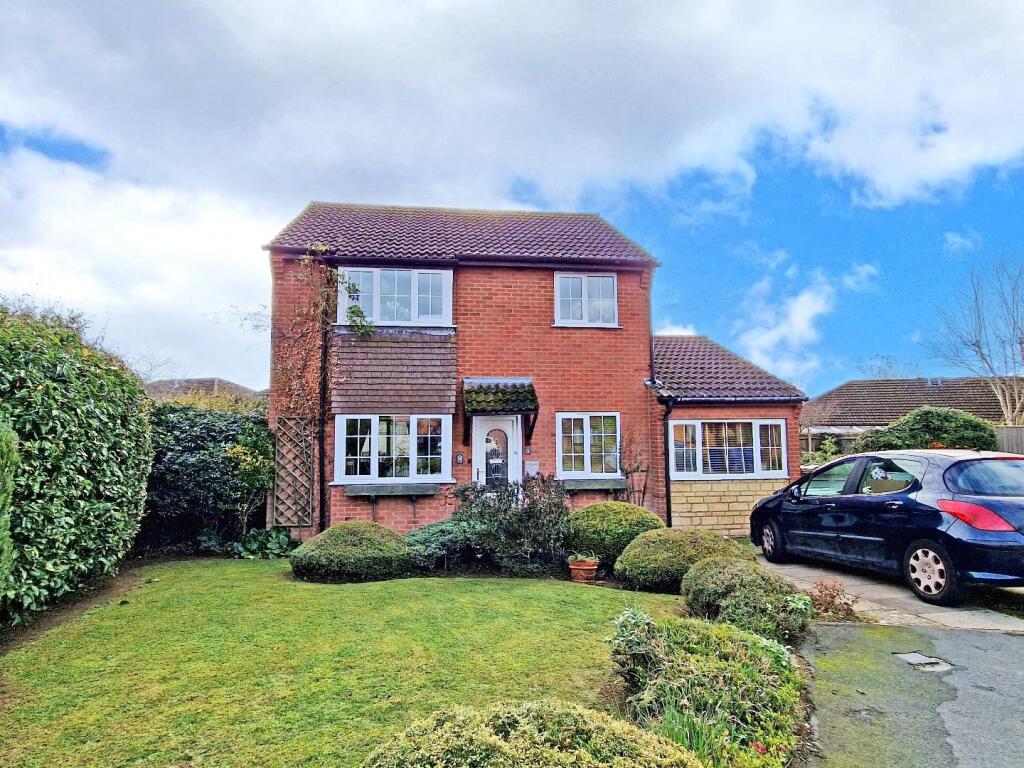 Main image of property: Derwent Road, Bicester