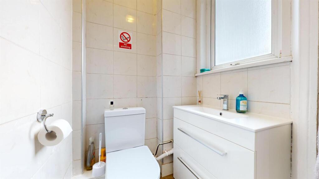 Apartment in London, Earl's Court - More