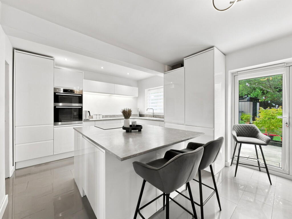 Main image of property: Heol Pantyderi, Caerau, CF5 5PL