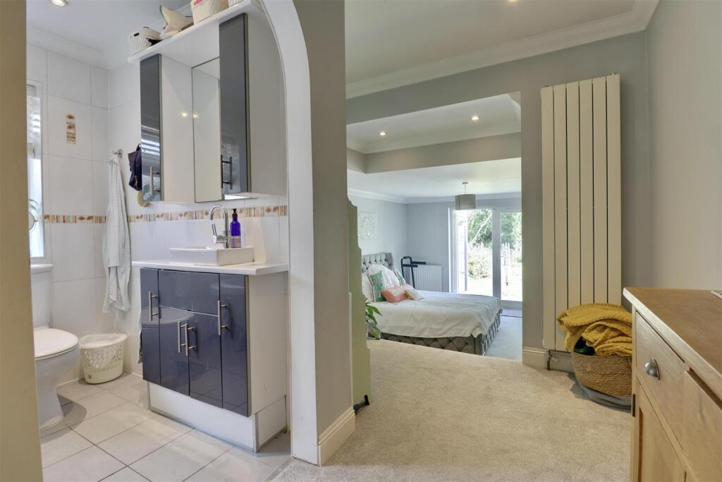 House in East Hampshire, Horndean - View 5