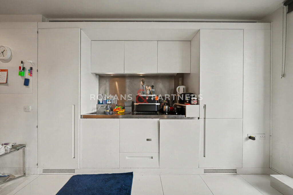 Main image of property: Pan Peninsula, Canary Wharf, E14