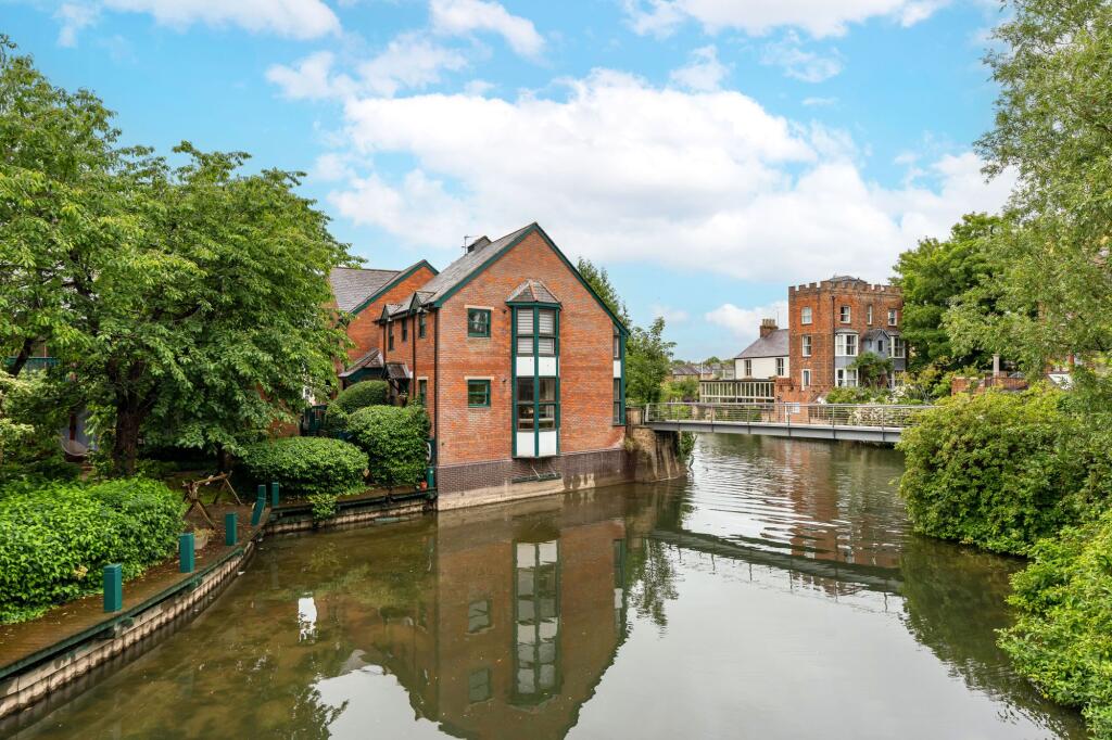 Main image of property: Brook Street, Watermans Reach, OX1