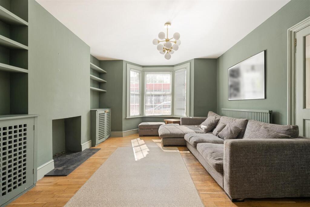 House in London - View 3