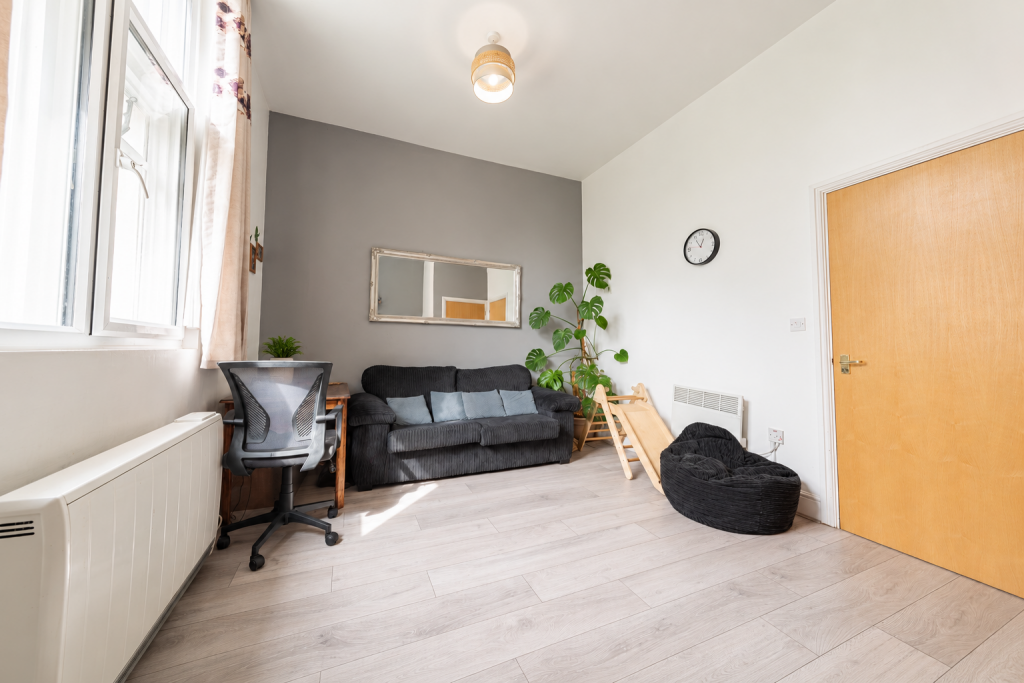 Apartment in Leicester - View 4