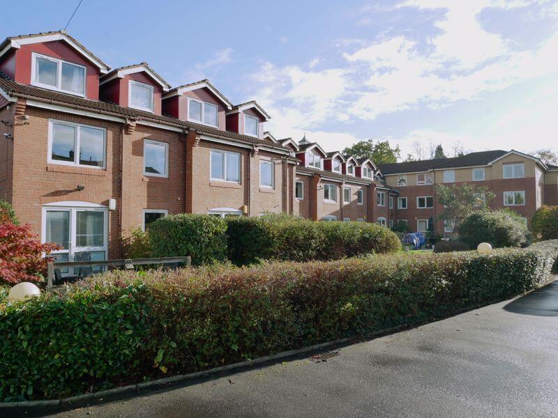 2-bed house on Willow Court, Brookside Road, Gatley, £130,000