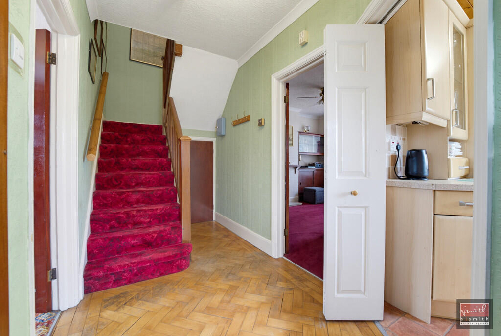 House in Twickenham - View 5