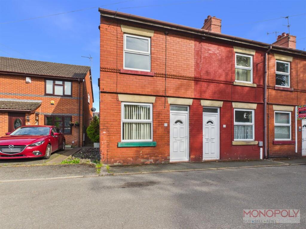 2-bed terraced on Foresters Terrace, Ruabon, LL14, £129,950