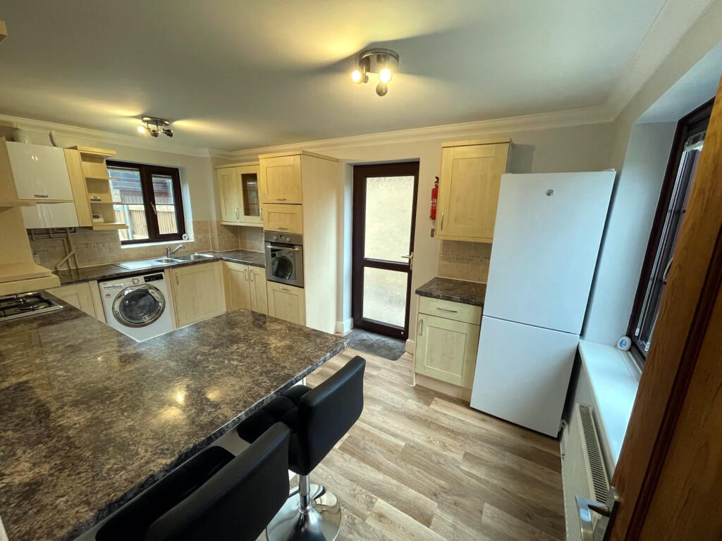 House in Ipswich - View 4