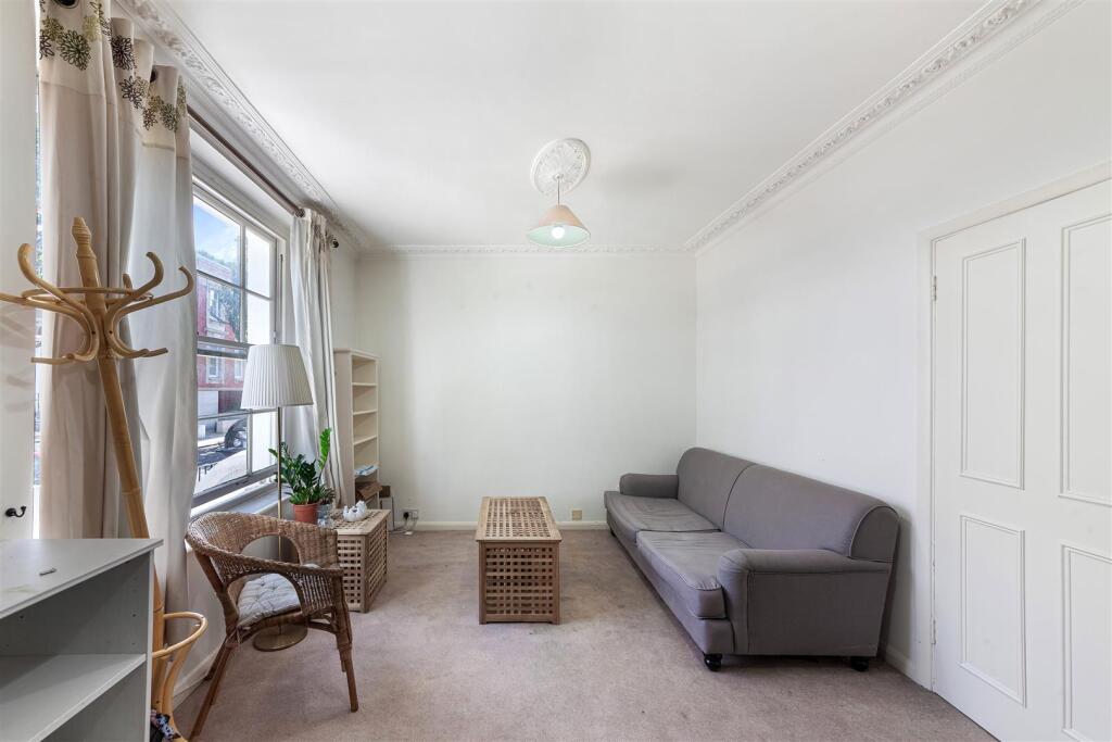 Apartment in London - View 5