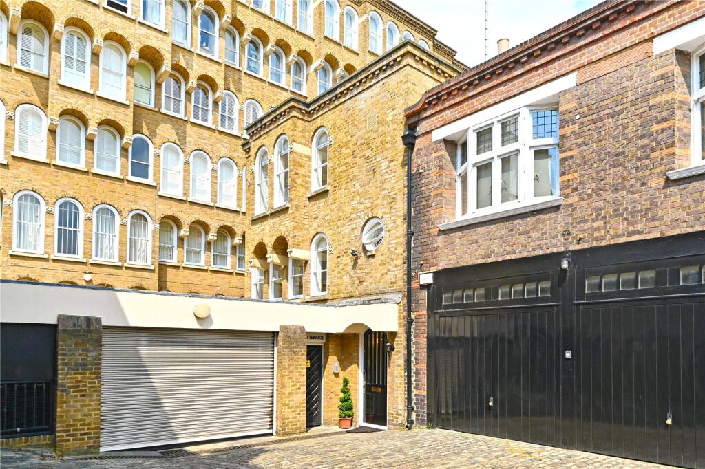 Main image of property: Park Square Mews, Regent's Park, London