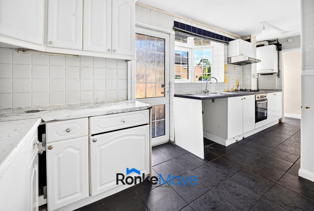 House in Romford - View 4