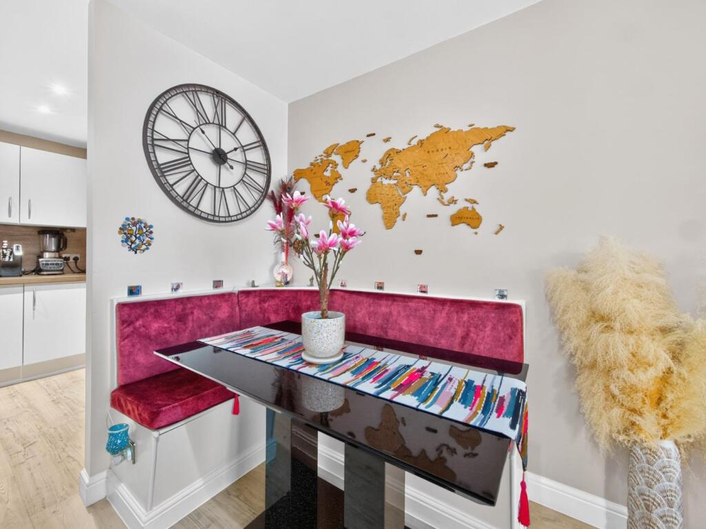 Apartment in York - View 5