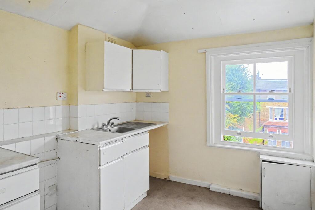 Apartment in London, Shepherd's Bush - View 4