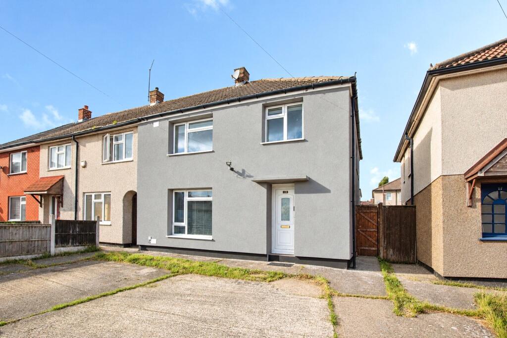 Main image of property: Stone Crescent, Mansfield, Nottinghamshire, NG19