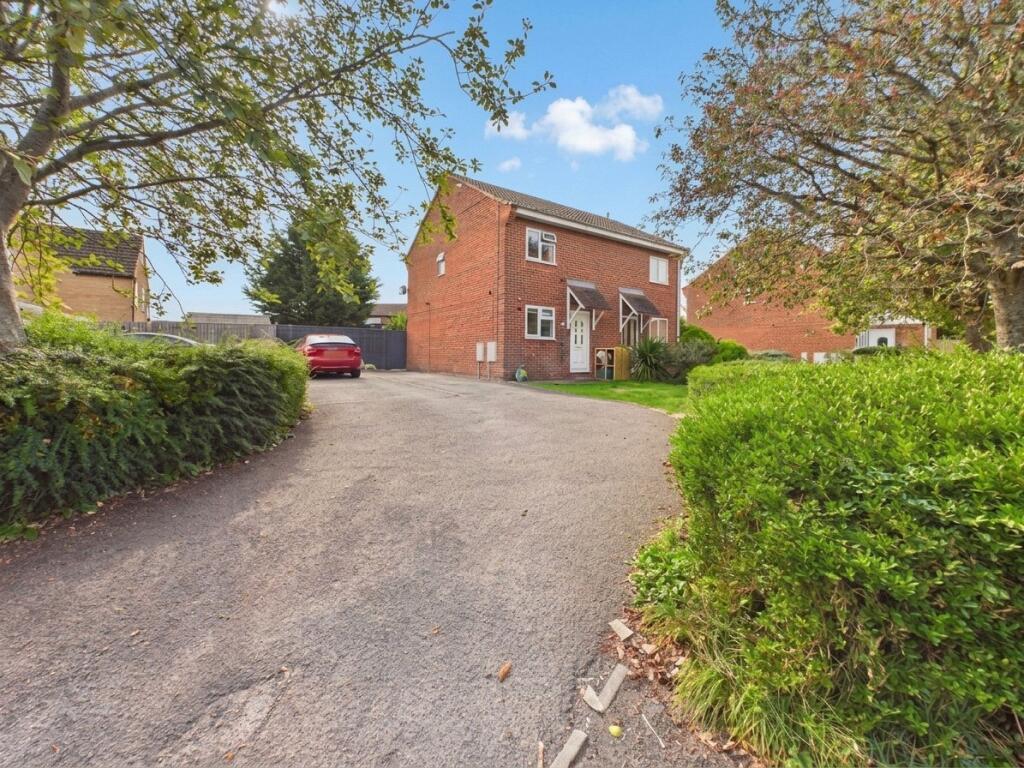 Main image of property: Tetbury Close, Little Stoke, Bristol, South Gloucestershire, BS34